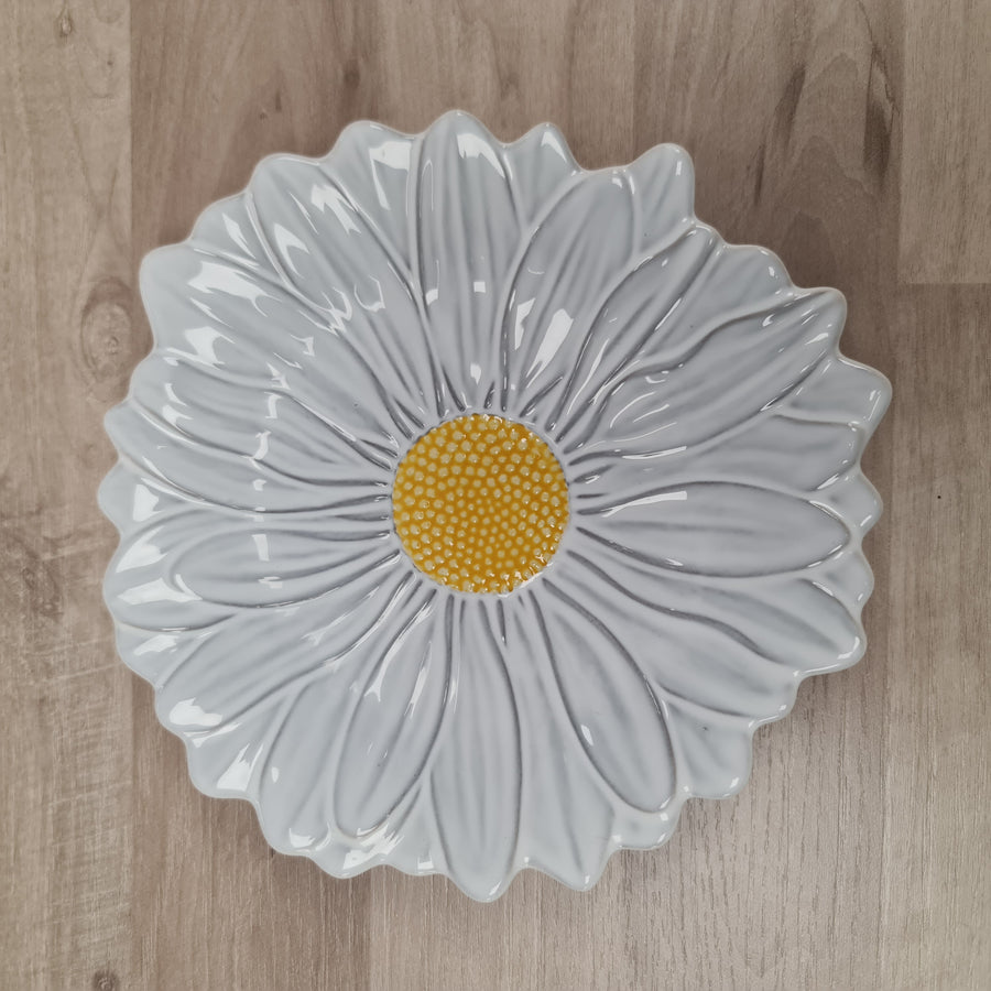 White Daisy plate