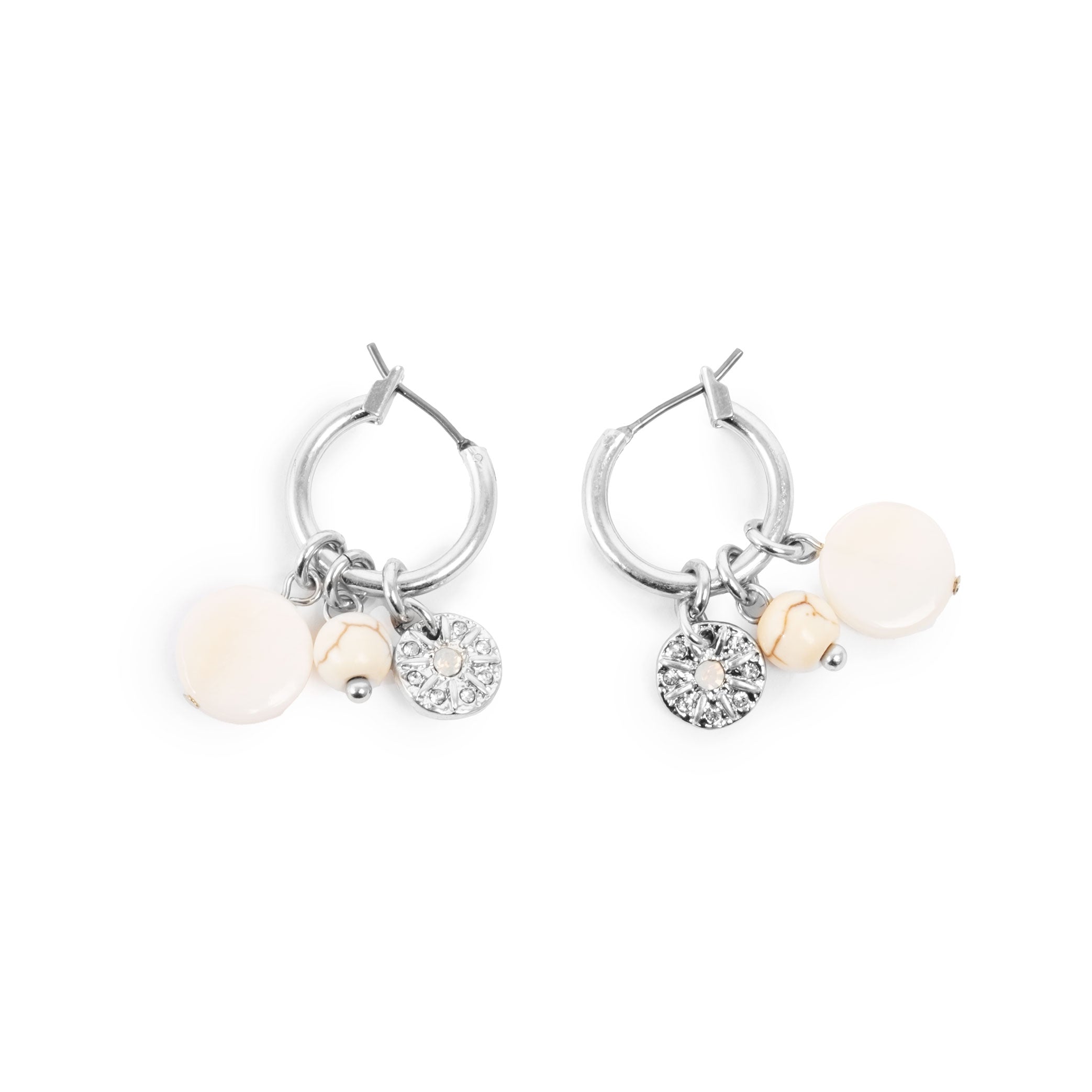 The A&C Oslo Solstice Silver Bunch Earrings at Cerise are beautifully feminine with just a little bit of Boho on the side - we love them!
The Shimmer Collection features white opal stones and bohemian details to bring out the beauty in the natural and imperfect. These pieces are great to match with feminine and bohemian fashion trends and are silver plated steel.
Measurements: 16mm