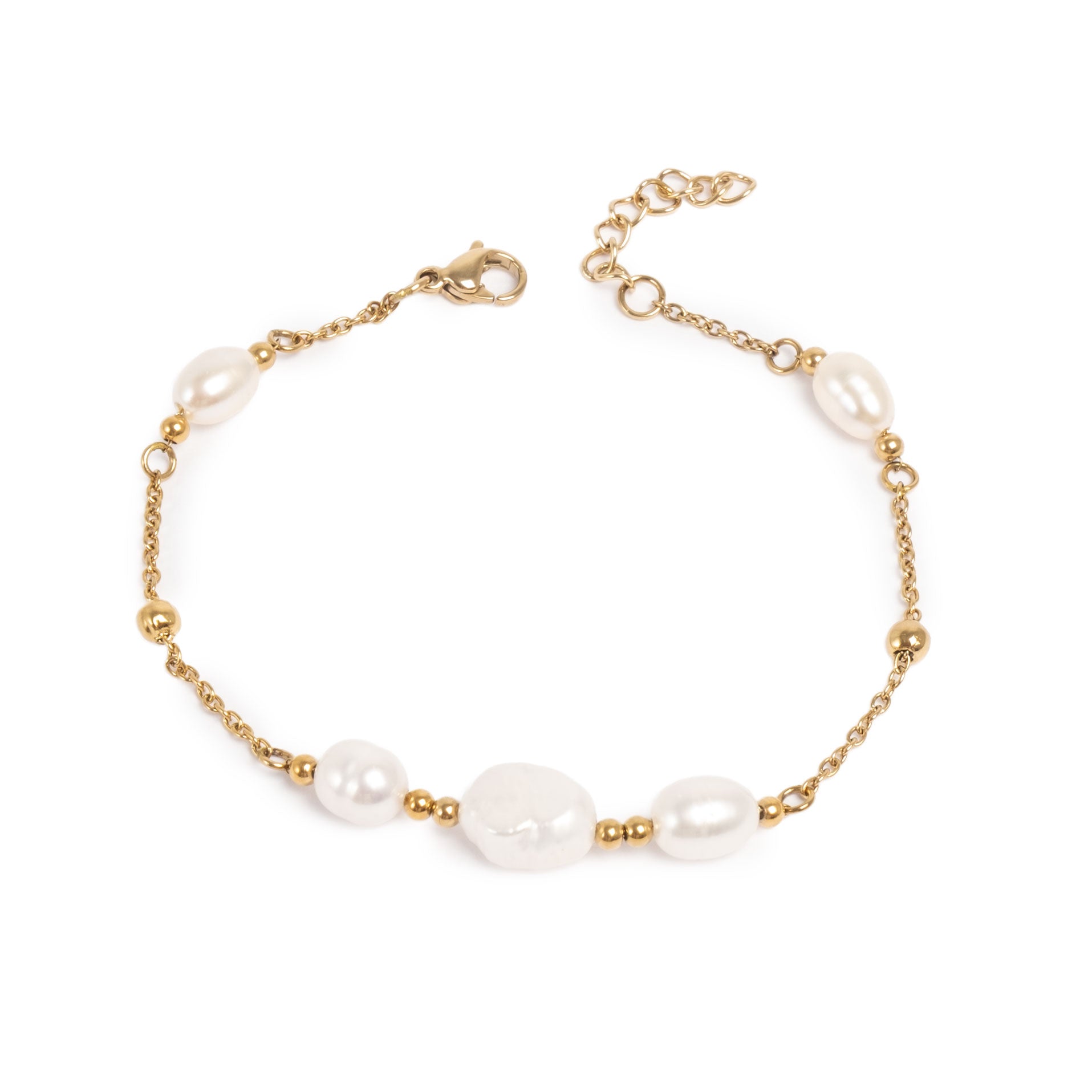 Beautiful bracelet from A&C Oslo  made from steel and plated in 14K gold.  Features fresh water pearls linked with gold plated beads.  Measures 17cm and haws a 3cm extension chain at Cerise NZ.