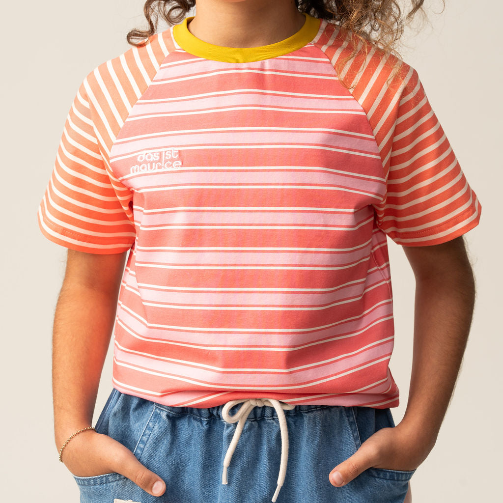 
Das Ist Maurice T-Shirt in Coral at Cerise