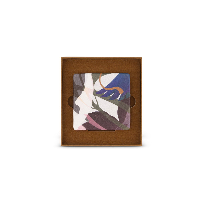 Flox compact mirror in flox distinctive artwork. Opens up to one regular mirror and one magnifying mirror,, Presented in a gift box