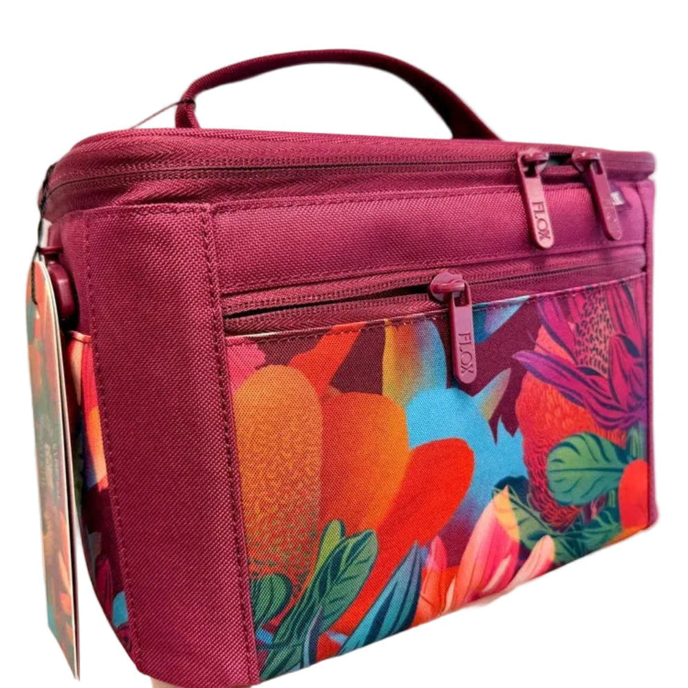 Take your lunch and snacks with you in style with the FLOX Antipodes Lunch Cooler. Part of the vibrant FLOX Antipodes Collection, this practical insulated lunch bag from Cerise, combines everyday functionality with FLOX’s distinctive botanical-inspired artwork and contemporary New Zealand design. Had a practical carry handle and zipped compartments.
