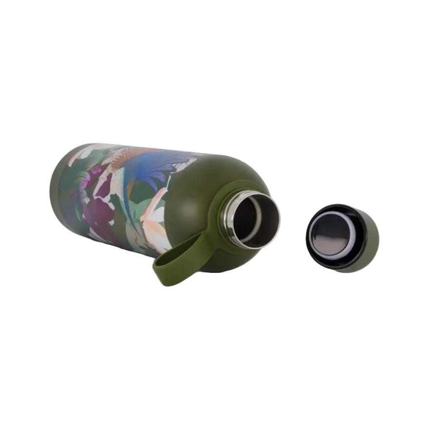 Perfect for work, school, the gym, travel, hikes and everyday use, the FLOX Ahi Water Flask at Cerise makes it easy to carry your water wherever you go. Its reusable design is a stylish alternative to single-use bottles, while the striking FLOX artwork adds personality to an everyday essential. Double walled insulation and stainless steel quality design. Holds 700ml.