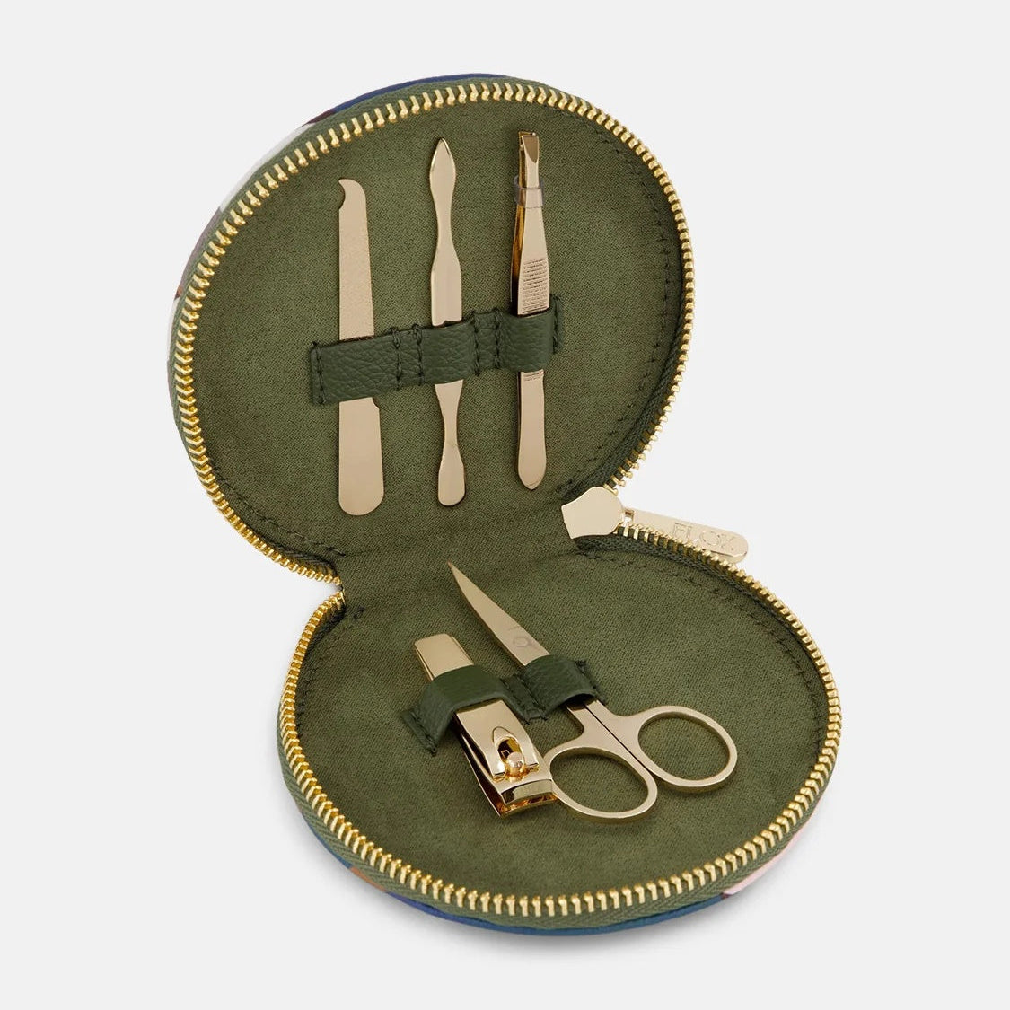Designed for holidays, weekends away and everyday use, the FLOX Antipodes Travel Manicure Set at Cerise  is a handy addition to your handbag, overnight bag or suitcase. It moss coloured interior hold a five piece manicure tool set. Its compact design makes it easy to take your nail-care essentials with you without taking up unnecessary space.