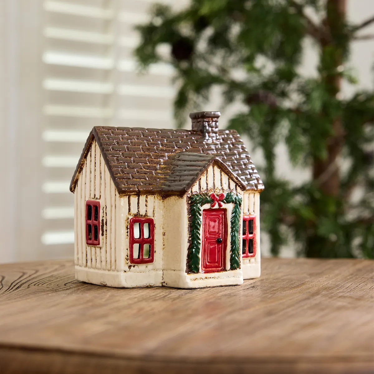 French country Nordgard Garland Cottage at Cerise