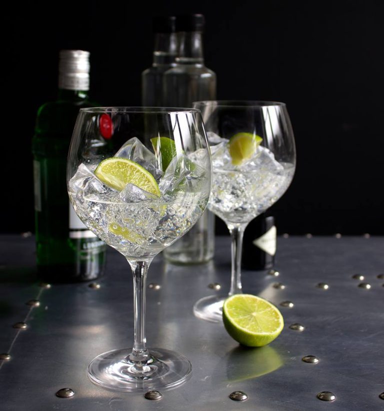 Schott Zwiesel Set of 2 Gin and Tonic Glasses gift boxed