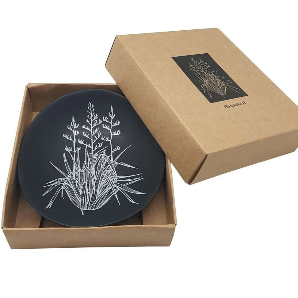 10cm black porcelain bowl with white harakeke flower