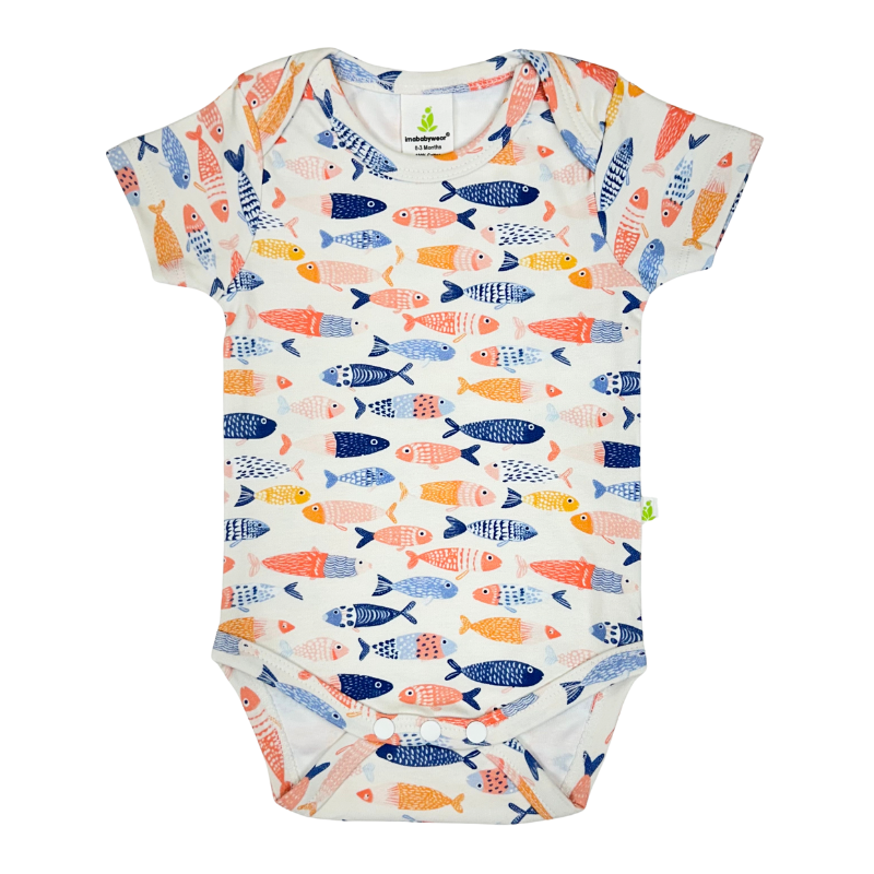 Imababy short Sleeve Bodysuit in Freckled Fish at Cerise