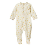 Nature Baby Dreamlands long sleeved  suit in Etoile Print.  Features a full front zipper and enclosed feet.