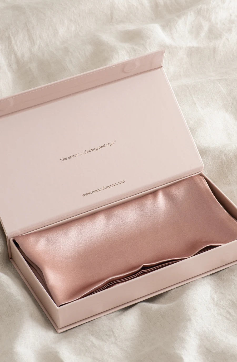 Rose pink silk pillowcase ingift box