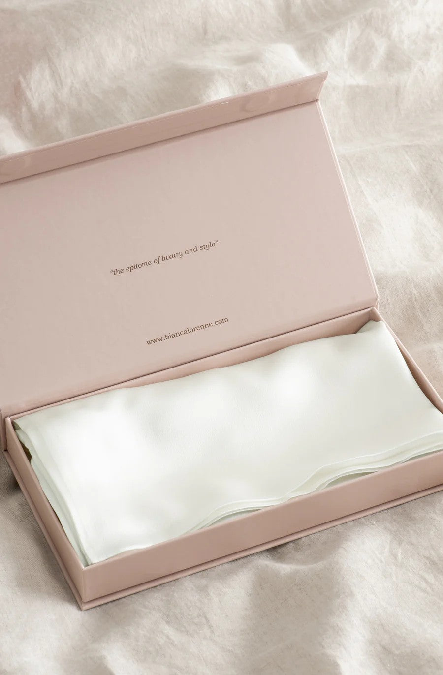 Pearl coloured silk pillowcase in gift box