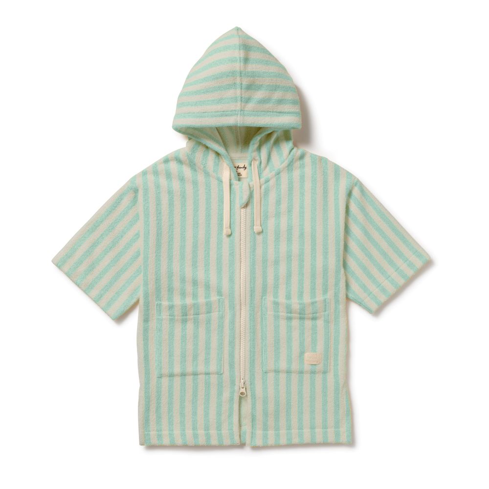 Wilson & Frenchy Seafoam Stripe Organic Terru Hooded Towel at Cerise. Designed with a practical zip-up front, this mid-length hooded towel is easy to pop on when it’s time to get dry. The relaxed fit allows plenty of room for comfortable movement, while two handy front patch pockets provide a practical place for little hands or small treasures.