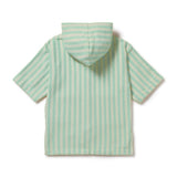 Wilson & Frenchy Seafoam Stripe Organic Terru Hooded Towel at Cerise. Designed with a practical zip-up front, this mid-length hooded towel is easy to pop on when it’s time to get dry. The relaxed fit allows plenty of room for comfortable movement, while two handy front patch pockets provide a practical place for little hands or small treasures.