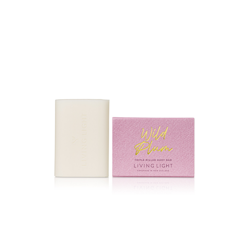 The Living Light Triple milled body bar contains natures best soothing and conditioning ingredients of shea butter and manuka honey to gently nourish your skin.  NO palm oil, parabens, mineral oils, colours or PEG's.  Not tested on animals.  Made in New Zealand  Available in 4 beautiful fragrances