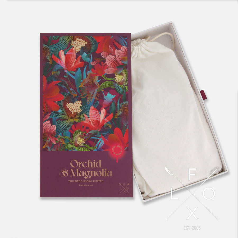 Flox's new limited edtion Orchid & Magnolia 500 piece puzzle featurning her trademark artwork.  Comes with a cotton canvas bag for easy storage of pieces.  500 pieces.  Dimensions : 570mm x 420mm