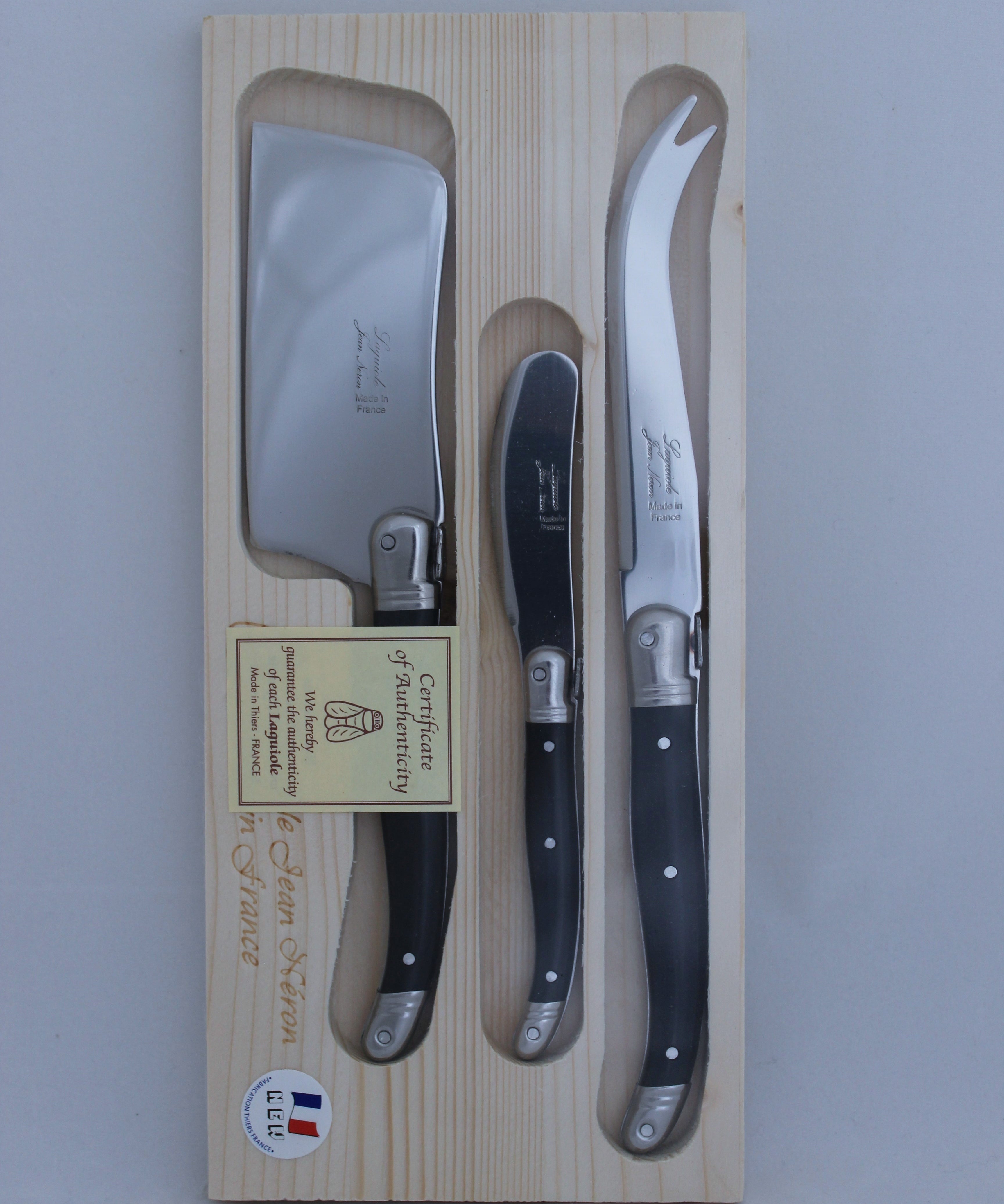 laguiole 3 piece cheese set gift boxed