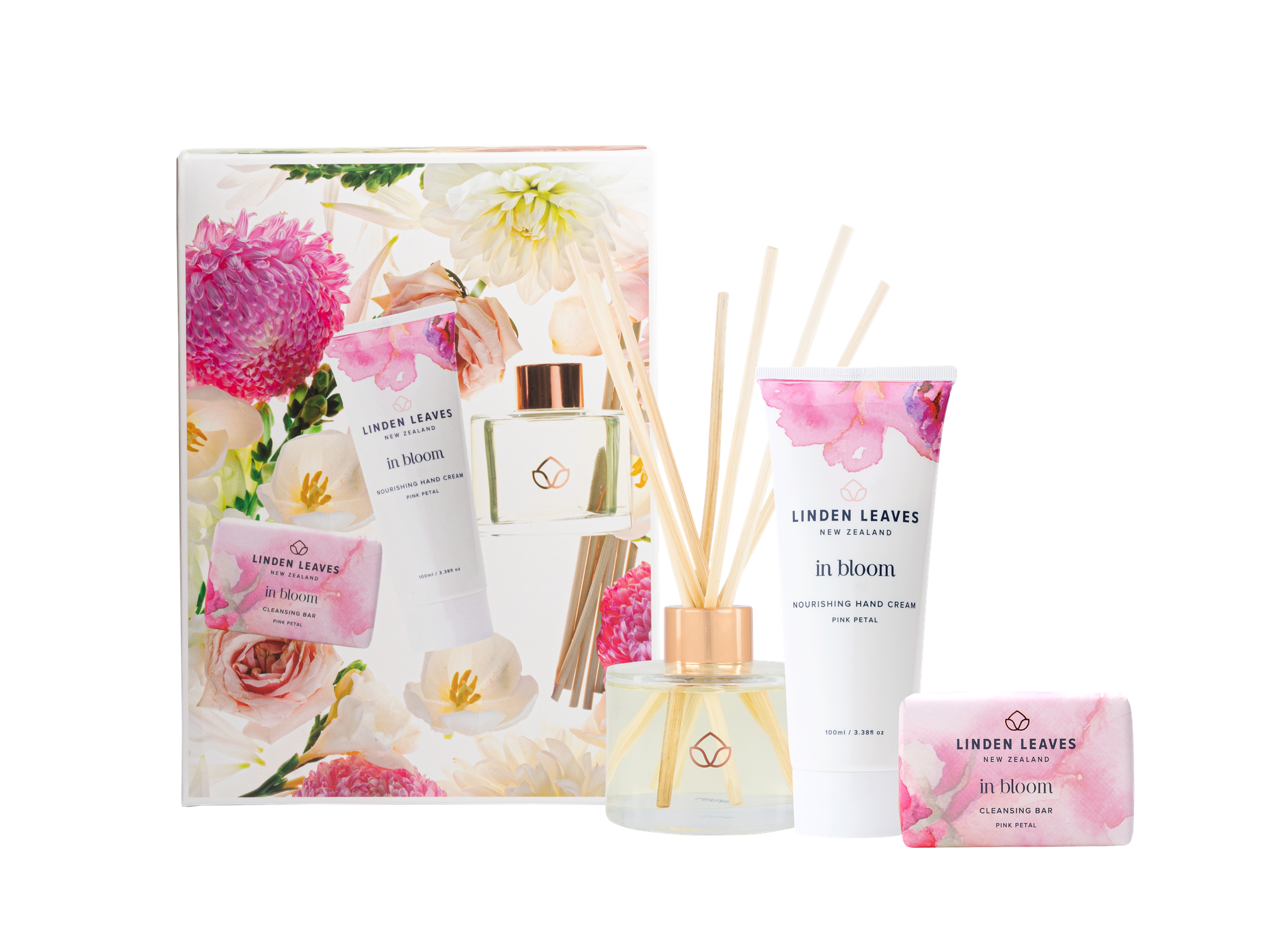 Freshen up your hands and home with this gorgeous gift set from Linden leaves.  Available in three fragrances of Aqua Lily, Pink Petal and Amber Fig.  Beautifully Packaged and ready to gift. Set includes  Cleansing Bar 100g Fragrance Diffuser 100ml Hand Cream 100ml  Made in New Zealand